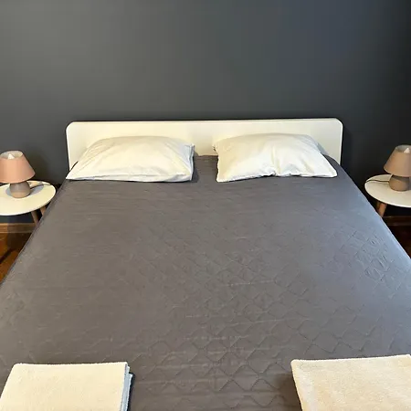 Apartment Red Kurka *